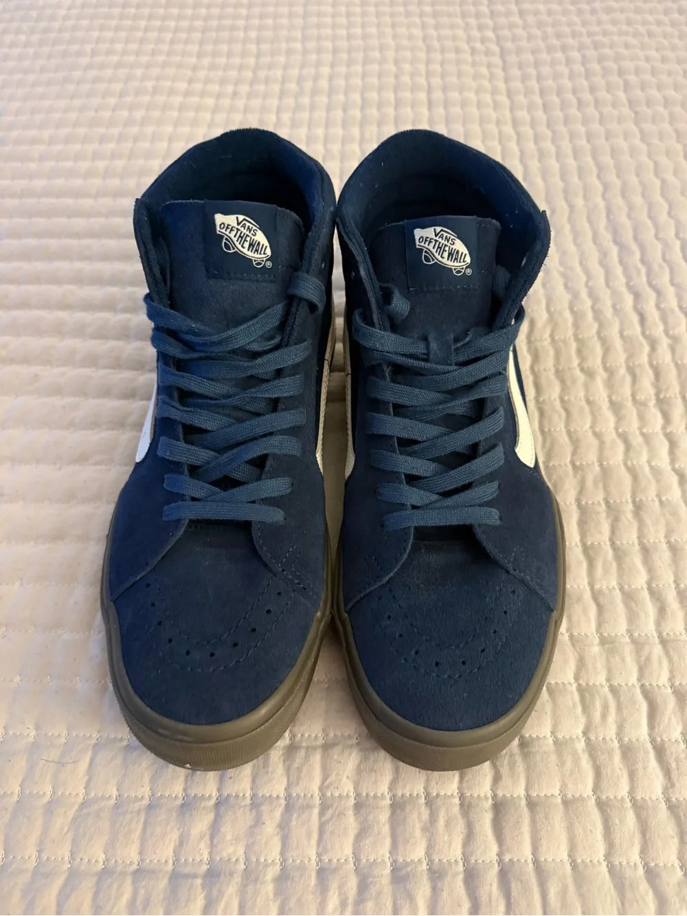 Vans Navy Suede Mid-Top Sneakers with White Side Stripe grey gum soles